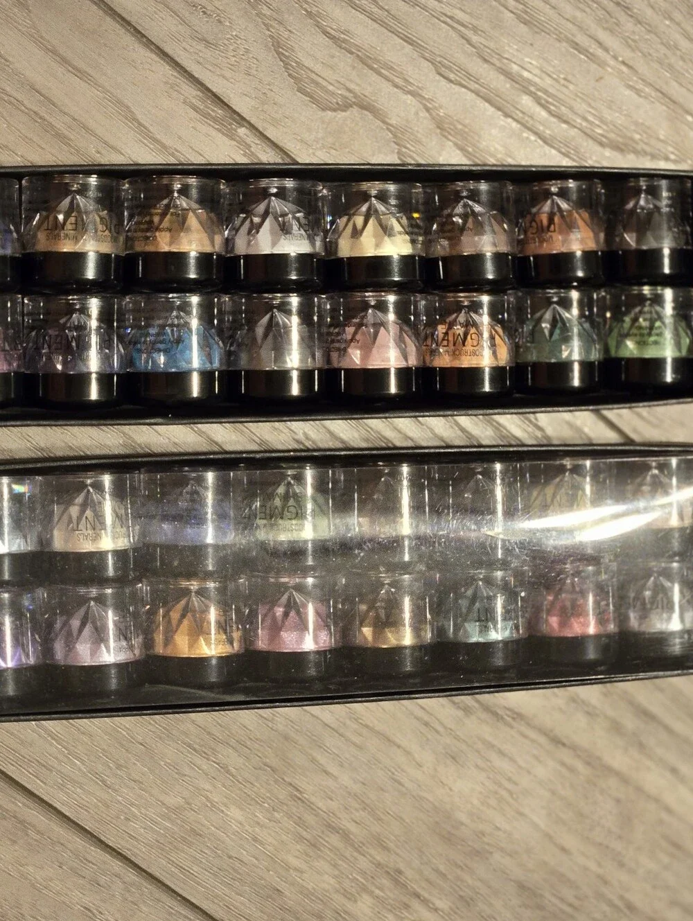 Younique Black Embossed Women's Makeup, Seller Startup Kit..
